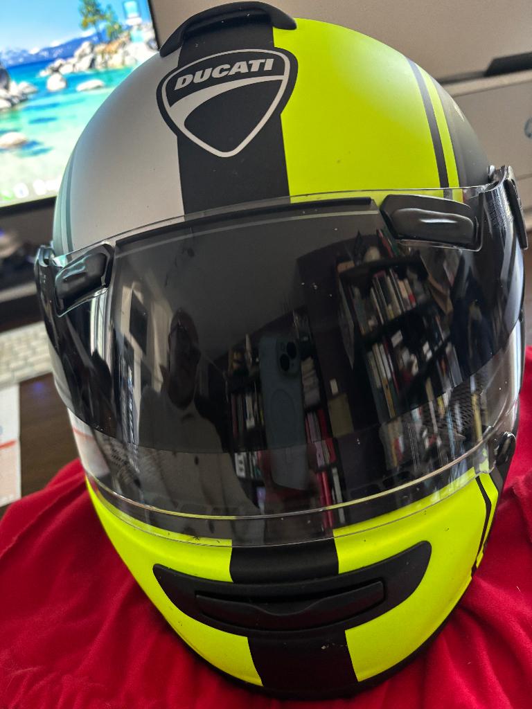 Casque Arai Ducati Chaser Pro fluo, Motos, Seconde main, Arai, Casque intégral, Hommes