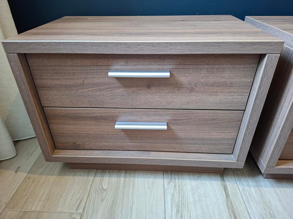 Commode avec tables de chevet assorties, Enlèvement