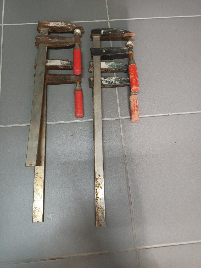 Serre joint, Enlèvement, Utilisé