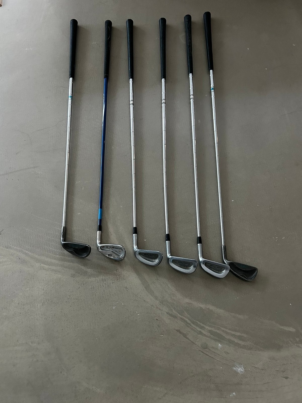 6 irons, Sports & Fitness, Golf, Enlèvement, Utilisé, Club, Autres marques