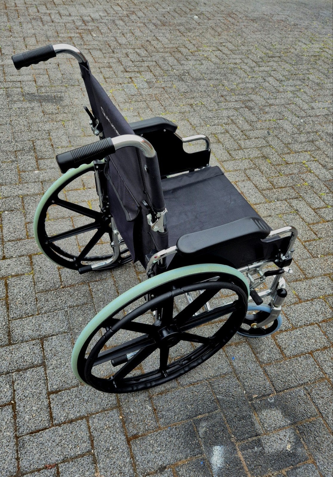 Rolstoel licht gewicht, Ophalen, Inklapbaar, Zo goed als nieuw, Duwrolstoel
