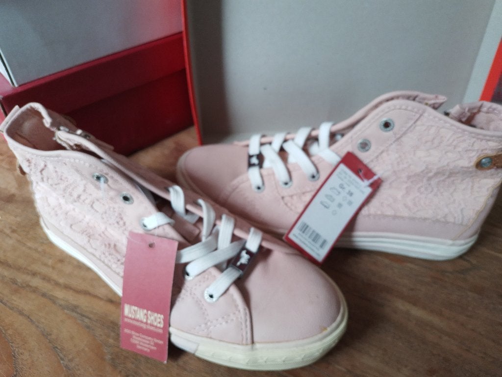Roze sneakers Mustang, Kleding | Dames, Schoenen, Ophalen, Nieuw, Sneakers, Mustang