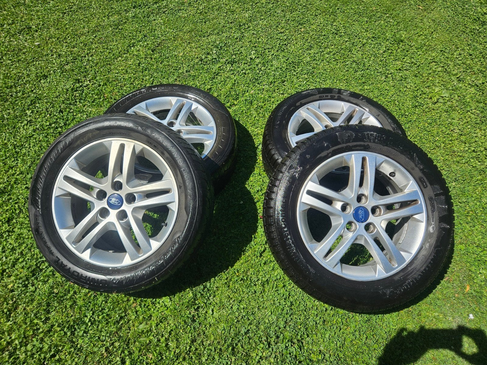 Pneus et jantes Ford Galaxy, Pneu(s)
