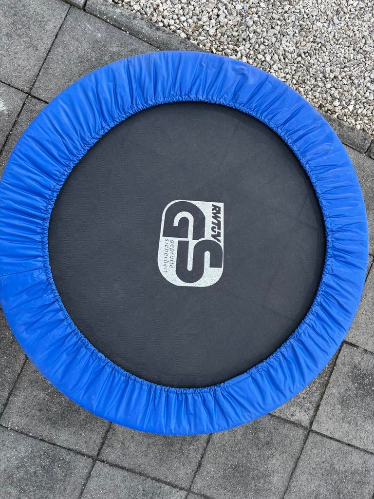 Trampoline, Ophalen, Zo goed als nieuw
