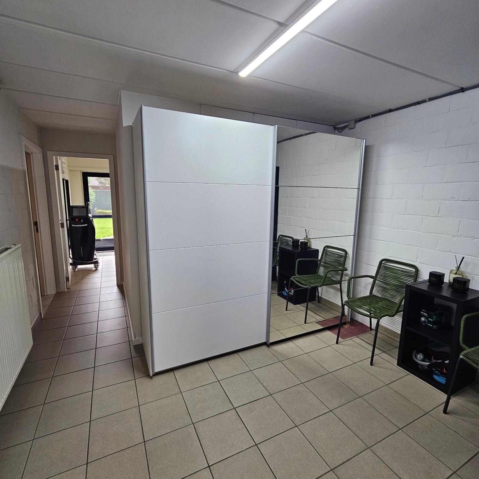 kleding kast met schuifdeuren, Ophalen
