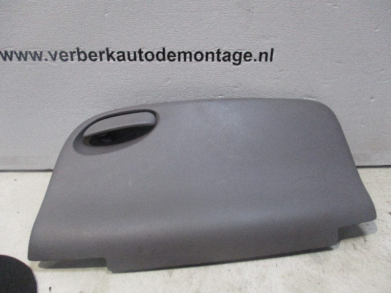 COMPARTIMENT A GANTS F-150 Standard Cab (f75x-1506015-aa), Pièces américaines, Henry-Ford-Straße  1
50735  Köln, DE, Ford-Werke GmbH