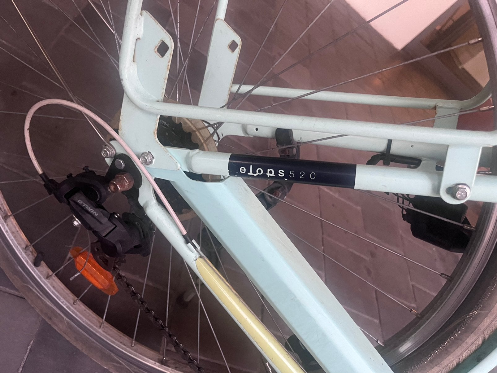 Damesfiets decathlon Elops 520, lichtblauw, gebruikt,., Fietsen en Brommers, Fietsen | Dames | Damesfietsen, Gebruikt, Velgrem