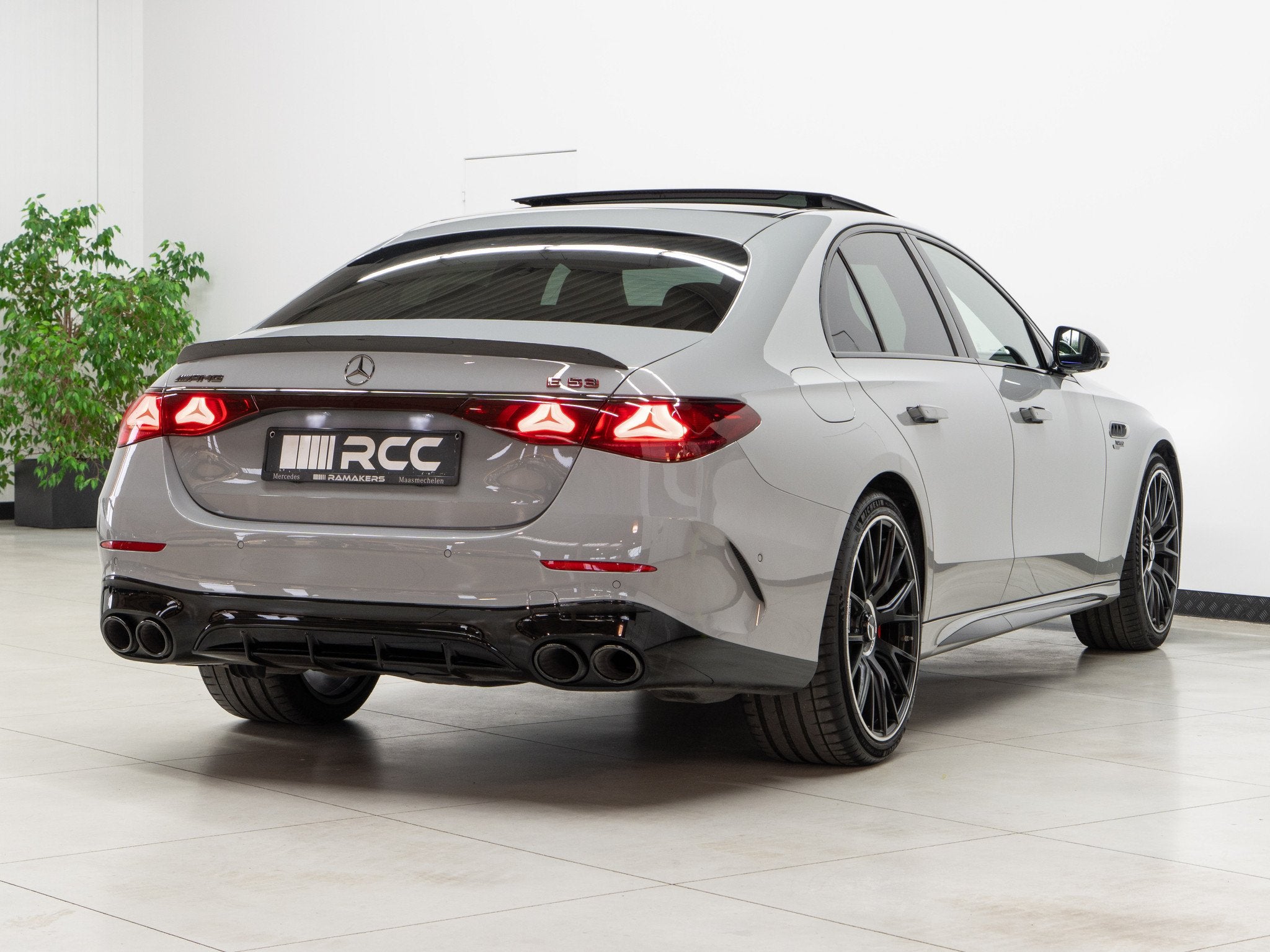Mercedes-Benz E-Klasse 53 AMG HYBRID 4M+ Night-II Carbon SUP, Autos, Cuir, Argent ou Gris, Achat, 430 kW