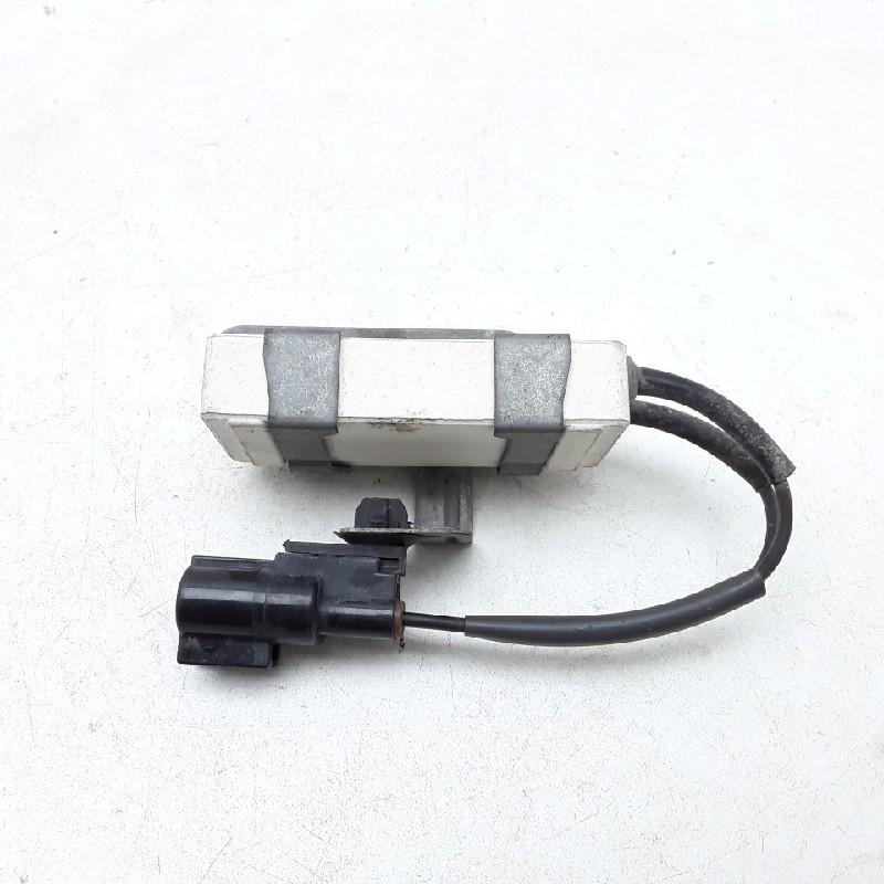 KOELVINWEERSTAND Toyota Yaris II (P9) (|2468106110|), Gebruikt, Toyota