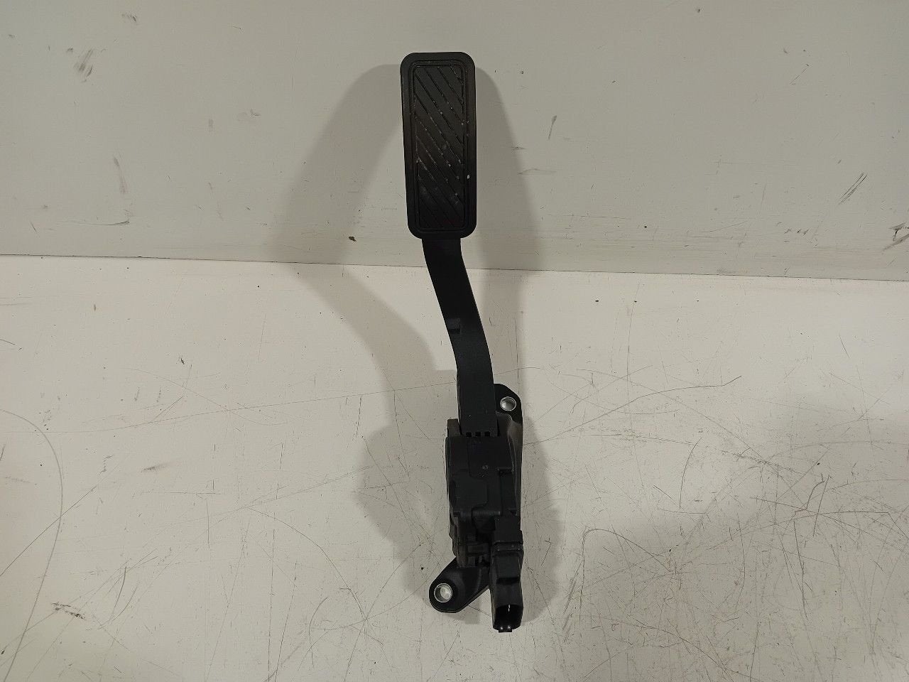 Gaspedaal Ford EcoSport, Onderdelen@venauto.nl, Van der Ven Autorecycling B.V., Gebruikt, Ettenseweg 76, 4706 PB Roosendaal, The Netherlands
