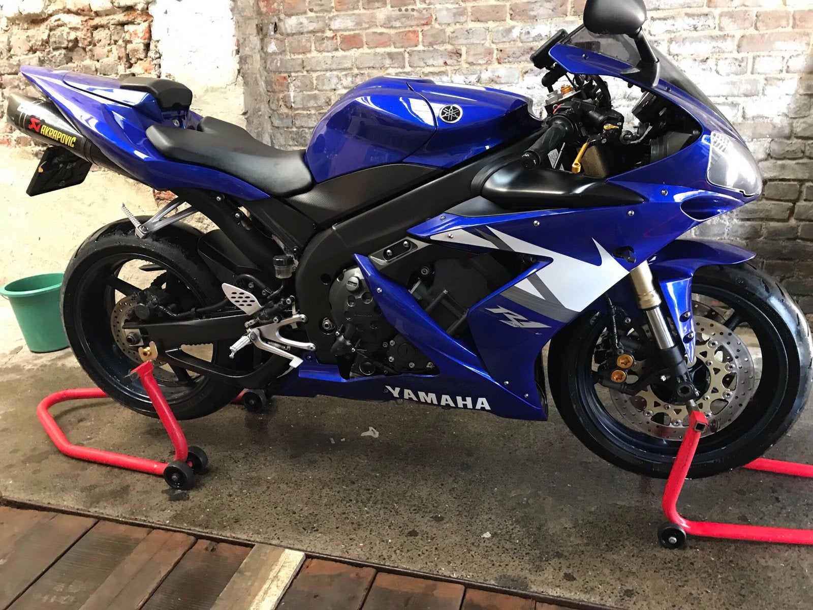 Yamaha R1 de 2005, Motos, Particulier