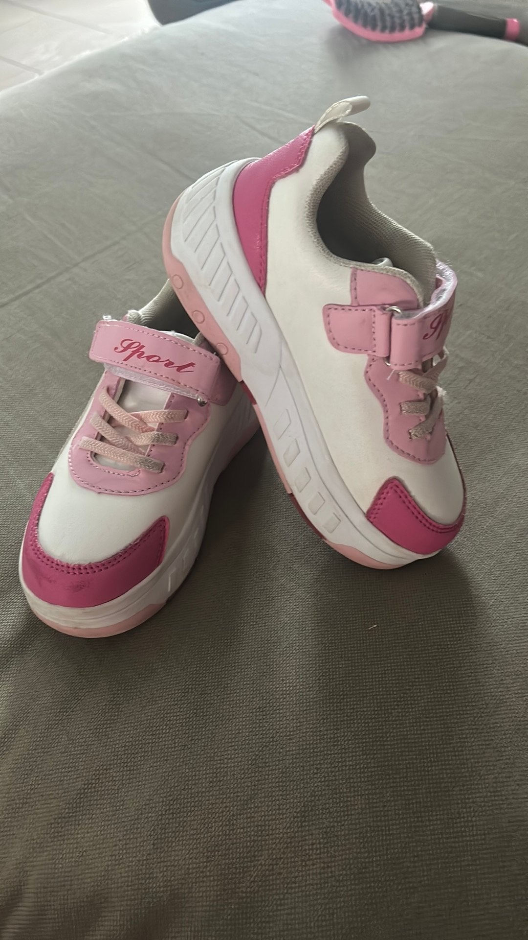 Chaussures de patin à roulettes, Enlèvement ou Envoi, Comme neuf