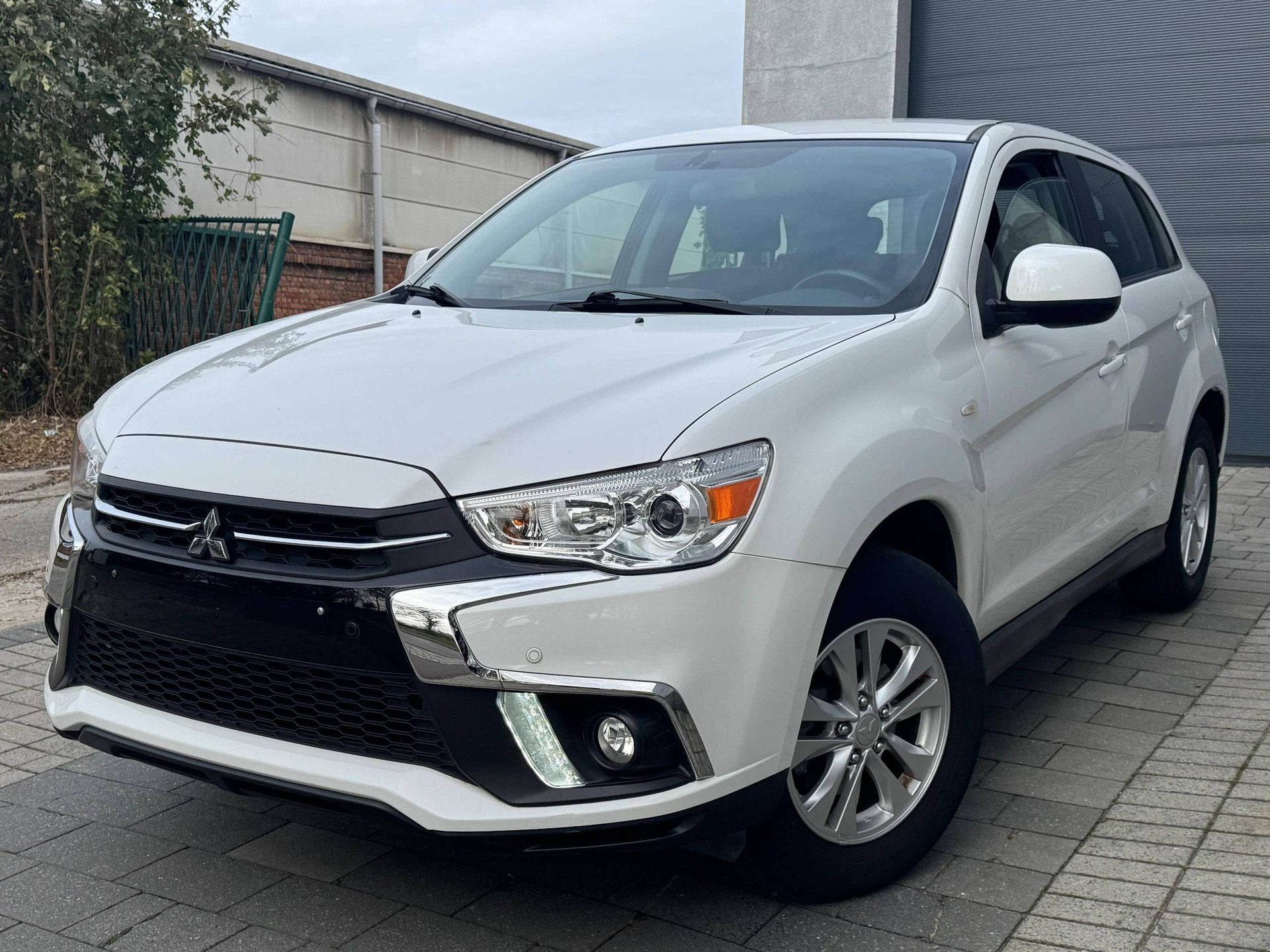 Mitsubishi ASX 1.6i 2WD Instyle 2019 GARANTIE 51000 km, Auto's, Euro 6, 4 cilinders, Wit, ASX