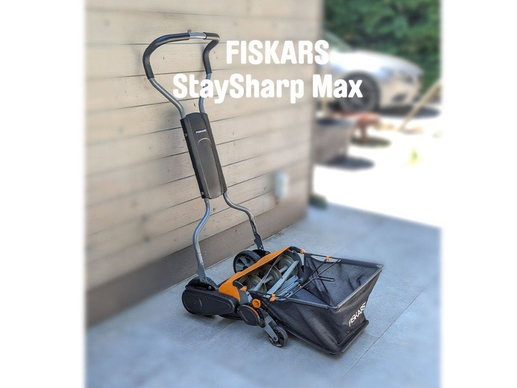 Tondeuse Fiskars StaySharp Max + Bac à herbe, Jardin & Terrasse, Enlèvement, Utilisé