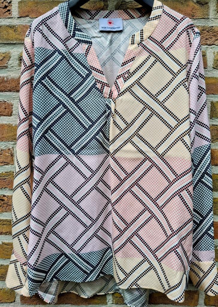 Zijden blouse 'Herzen'S angelegenheit' - maat 38, Enlèvement ou Envoi, Comme neuf, Taille 38/40 (M)