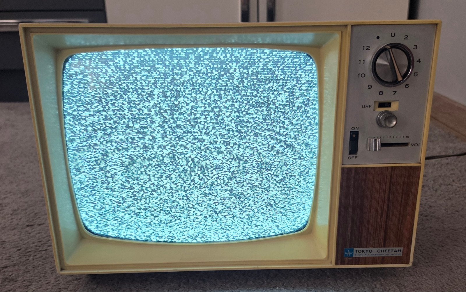 Vintage tv, Ophalen