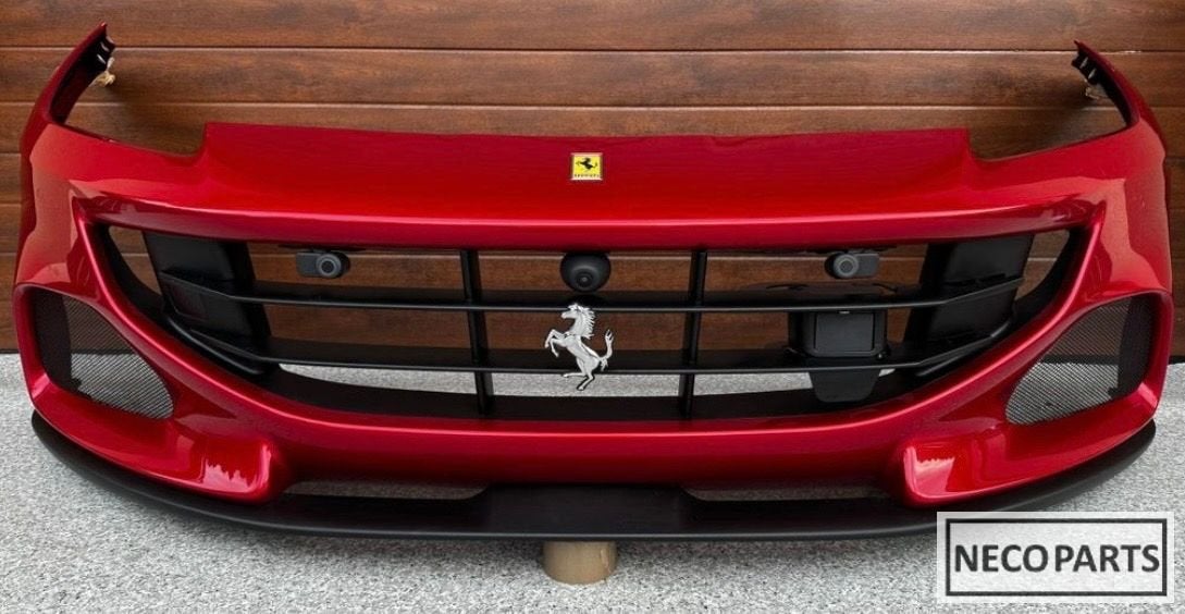 FERRARI PORTOFINO VOORBUMPER  ORIGINEEL ALLES LEVERBAAR!!!, Gebruikt, -, Voor, -
