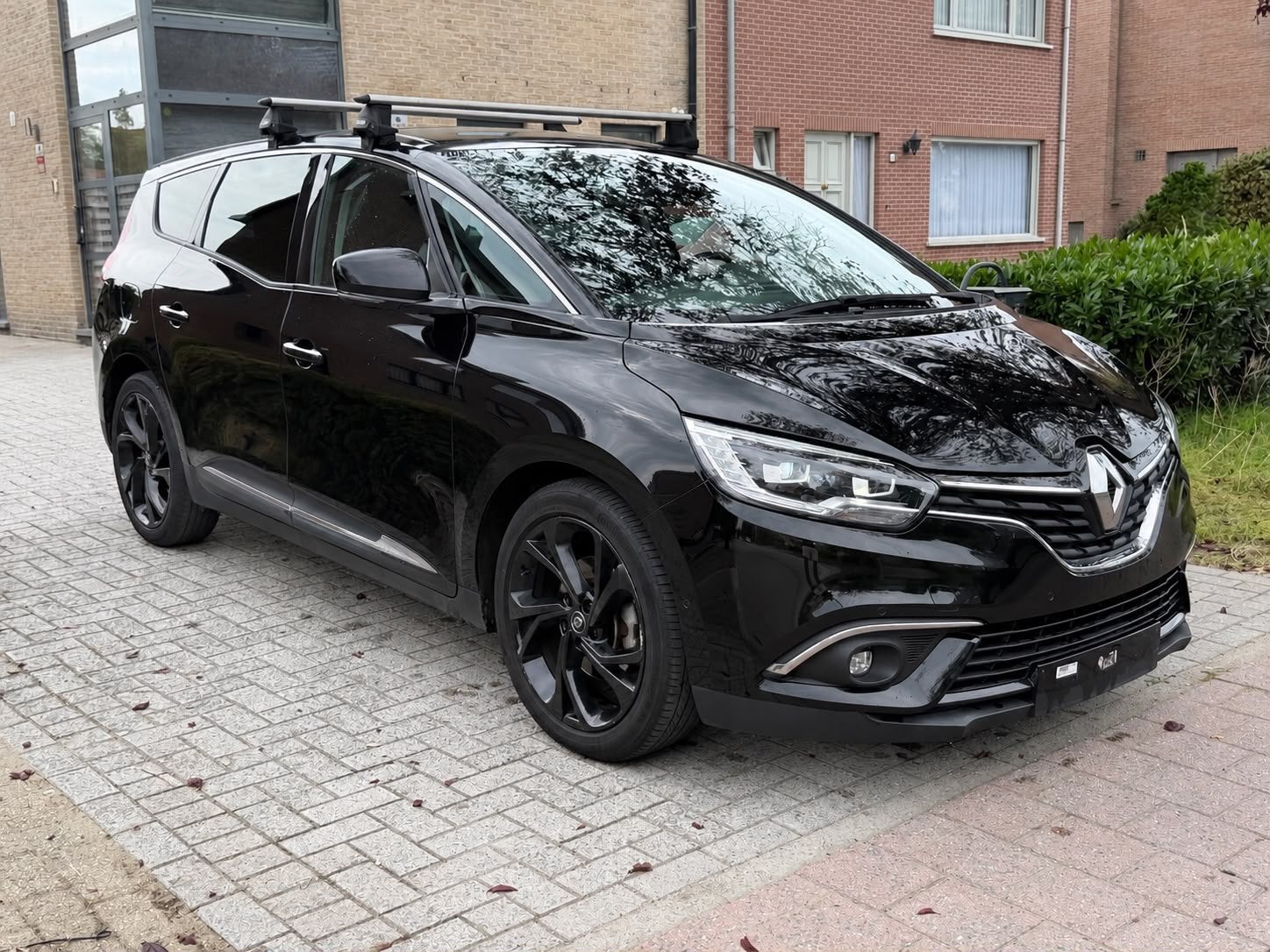 RENAULT GRAND SCÉNIC – 1.7 DIESEL – AUTOMAAT – 7 ZITPL– 2020, Auto's, Automaat, https://public.car-pass.be/., Bedrijf, Diesel
