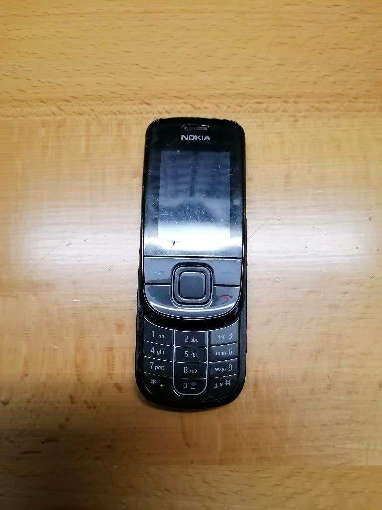 NOKIA 3600S Noir, Télécoms, Modèle coulissant, Enlèvement ou Envoi, Clavier physique, 3 à 6 mégapixels