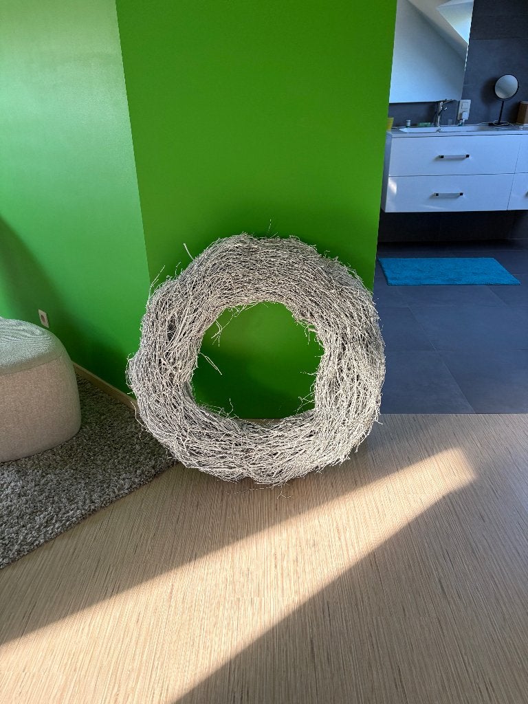 Grote “whitewashed” twijgenkrans, Huis en Inrichting, Woonaccessoires | Kransen, Ophalen, 85 cm, Gebruikt, Krans