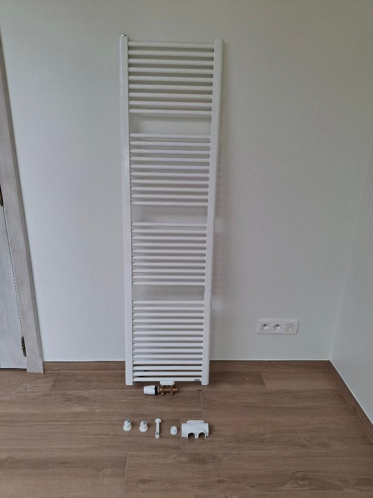 Badkamerradiator Vasco Iris Wit 45 x 168.2 cm, Ophalen, 500 tot 800 watt, Radiator, Minder dan 60 cm