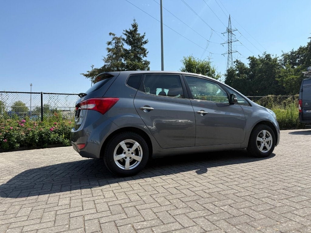 Hyundai IX20 incl. 1 jaar garantie & winterset inbegrepen, Achat, Entreprise, Carnet d'entretien, 5 portes