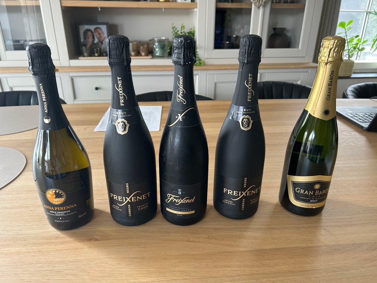 5 zeer lekkere flessen cava , 3 verschillende soorten, Nieuw, Ophalen of Verzenden, Vol, Overige typen