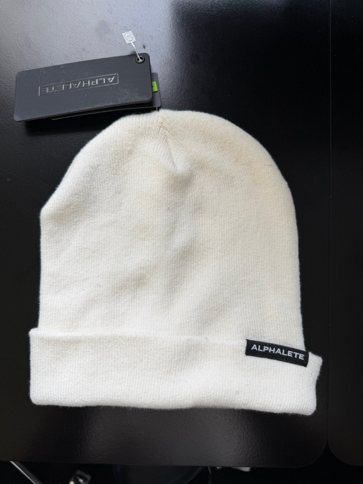 Alphalete Beanie (Tag Still On), Verzenden, Nieuw, Overige maten, Muts