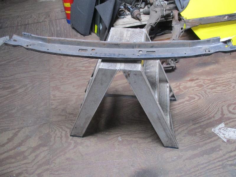 RENFORT PARE CHOC AVANT (TRAVERSE) Corsa B (73 / 78 / 79), Autos : Pièces & Accessoires, Suspension & Châssis, Opel, Utilisé