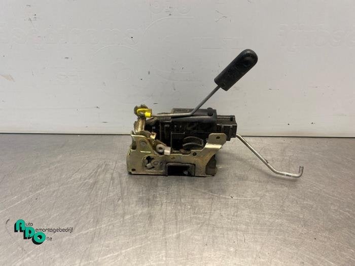Deurslot Mechaniek 2Deurs links van een Opel Movano (Movano, Auto-onderdelen, Carrosserie, Gebruikt, -, -, Opel