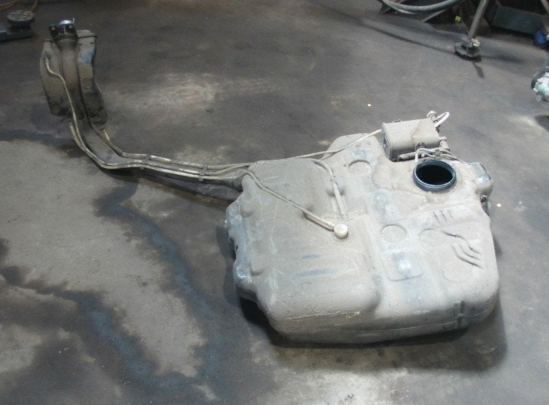 TANK Volkswagen Caddy III (2KA,2KH,2CA,2CH) (2ko-201-085-d), Gebruikt, Volkswagen, Volkswagen AG, Kundenbetreuung@volkswagen.de