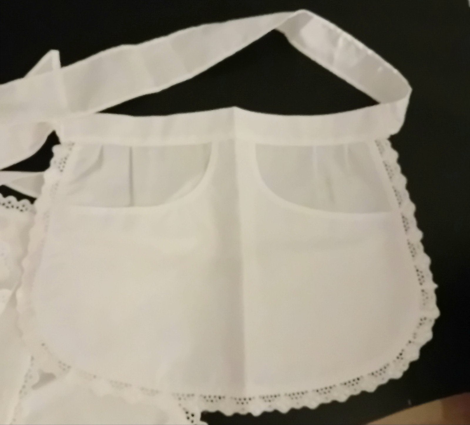 Linge de maison français ancien. Lot de 3Tabliers '50 de Fab, Antiquités & Art, Antiquités | Vêtements et Textile, Enlèvement ou Envoi