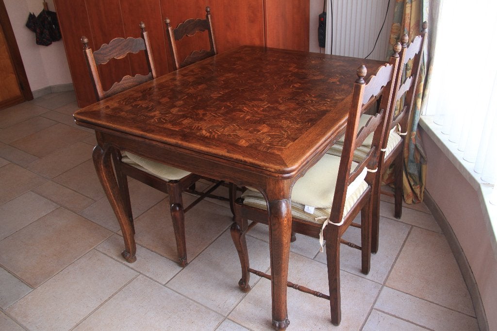 Bretoense eetkamer, Ophalen