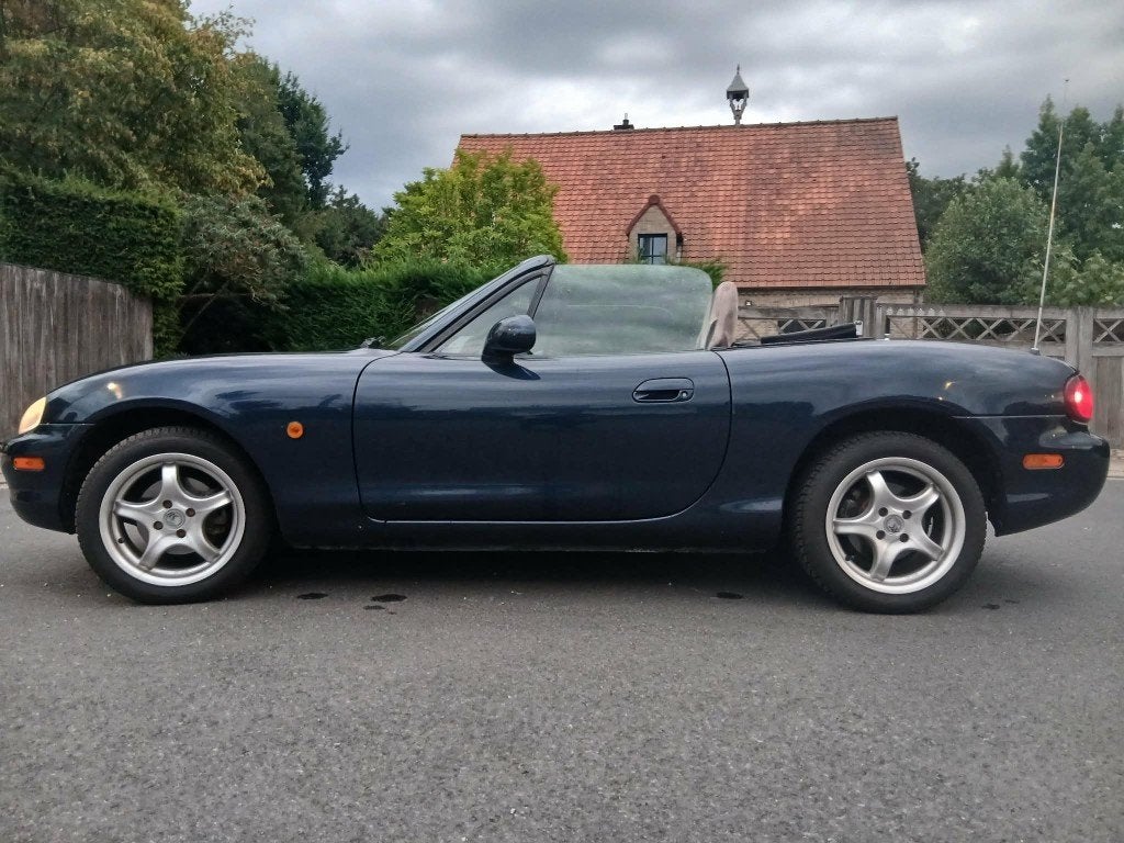 MAZDA MX5nb EN PARFAIT ÉTAT, Autos, Mazda, Entreprise, Boîte manuelle, Alcantara, Radio