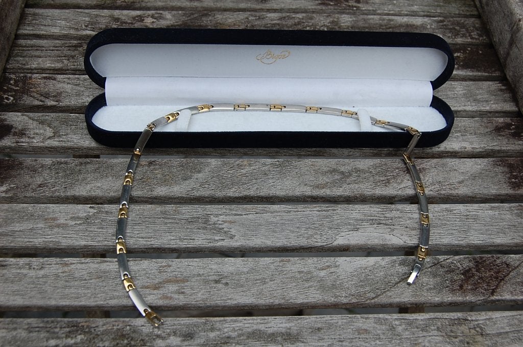 Collier Bigor, Neuf, Or, Tout le visage, Enlèvement