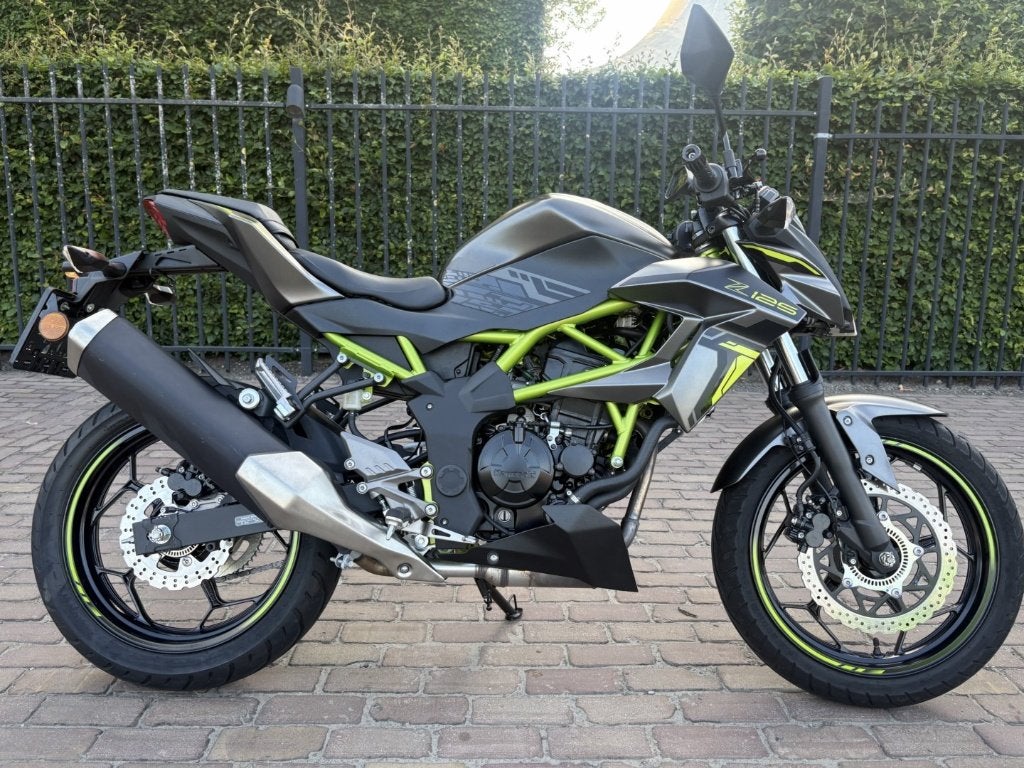 Kawasaki Z 125 - ABS, Entreprise, Occasion, Permis Moto A1 minimum, Éclairage LED