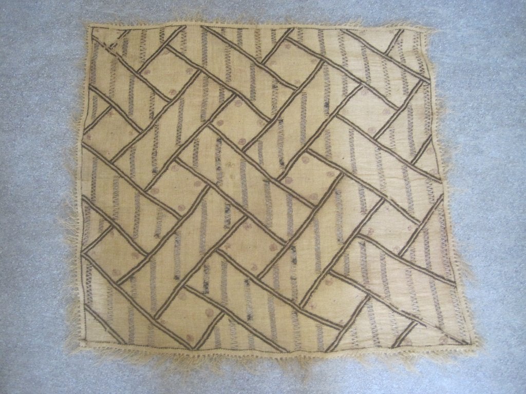 Raphia textile africain exceptionnel du Congo Kuba, Fait main, Enlèvement ou Envoi, Beige, Décoration murale