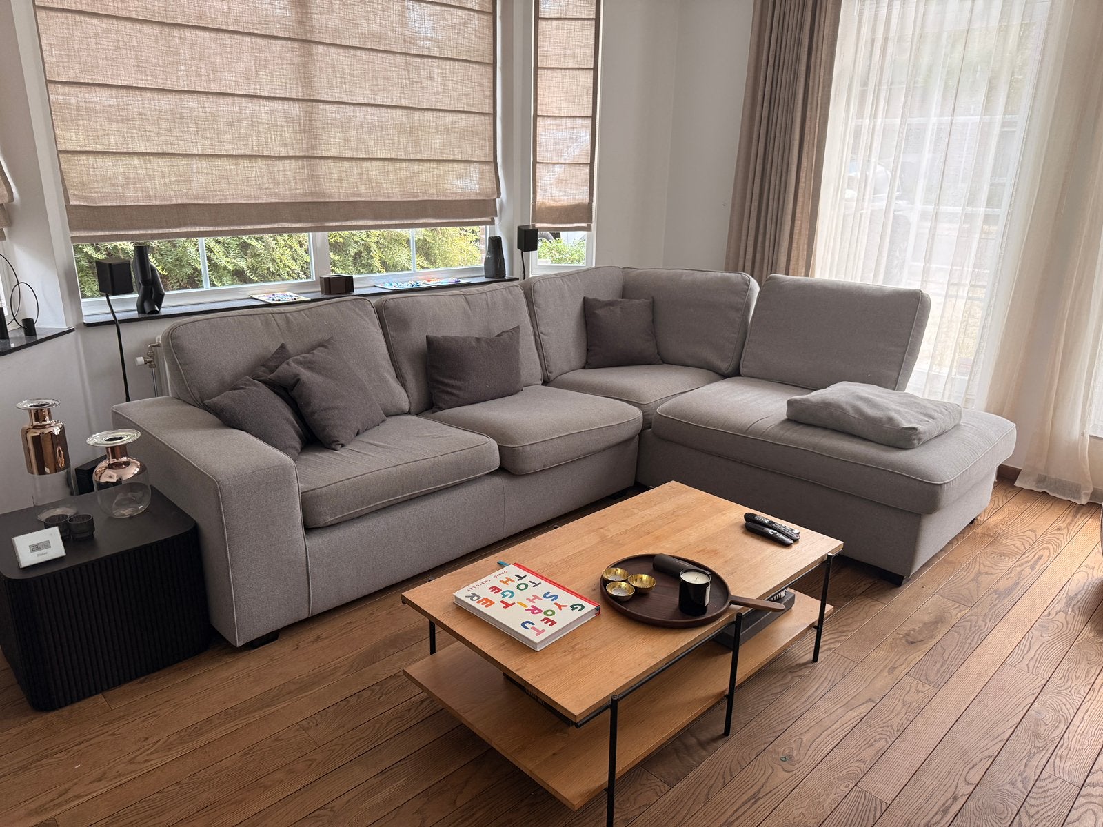 Siège d'angle en L - 295 x 220 cm - gris clair, Maison & Meubles, Canapés | Coins salons complets, Utilisé, Tissus, Enlèvement
