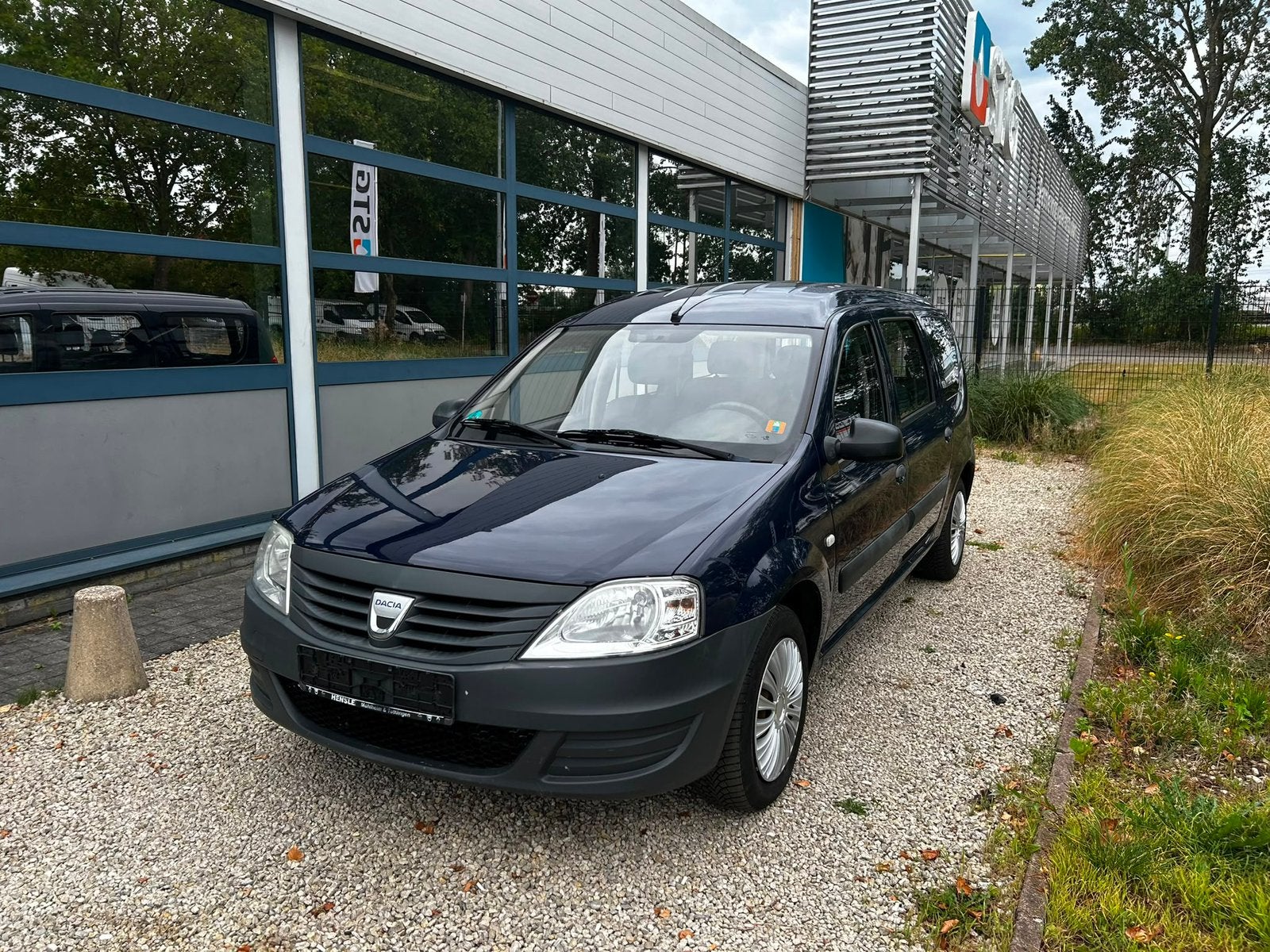 Dacia logan met keuring verkoop garantie, Auto's, Voorwielaandrijving, 4 deurs, Stof, 50 kW