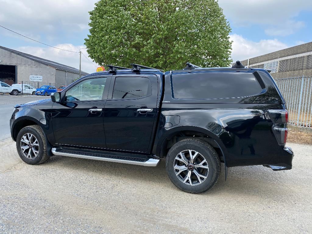 Isuzu D-Max 1.9 Turbo D 4WD LSX 30.537 eur htva, Auto's, Automaat, 4 cilinders, Zwart, Bedrijf