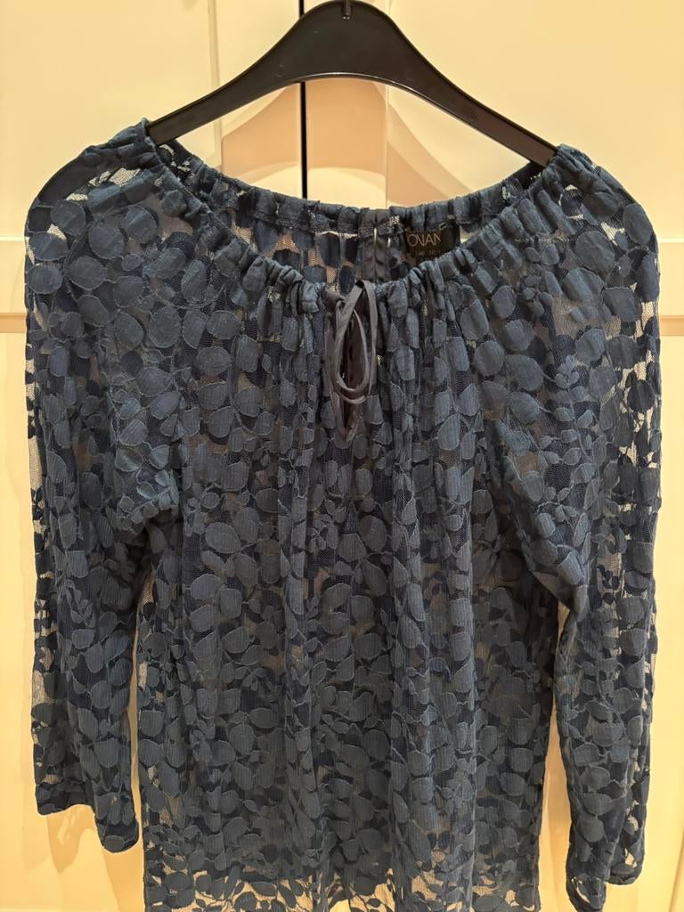 Bloes kant, Kleding | Dames, Ophalen of Verzenden, Zo goed als nieuw, Maat 42/44 (L), Blauw