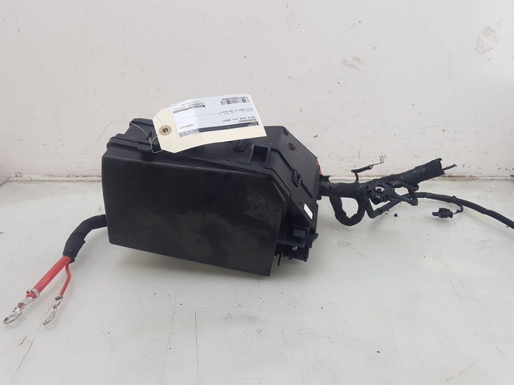 BOITIER FUSIBLES Volvo XC40 (XZ) (|32268459|), Autos : Pièces & Accessoires, Utilisé, Volvo