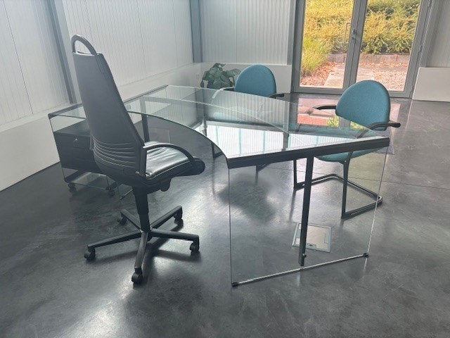 Design bureeltafel en kastje, Huis en Inrichting, Bureaus, Ophalen, Overige typen, Gebruikt, 86 cm