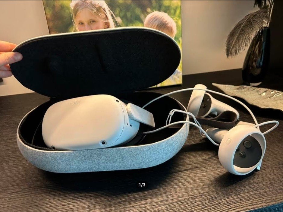 Oculus quest 2 met accessoires, Ophalen, Nieuw, VR-bril