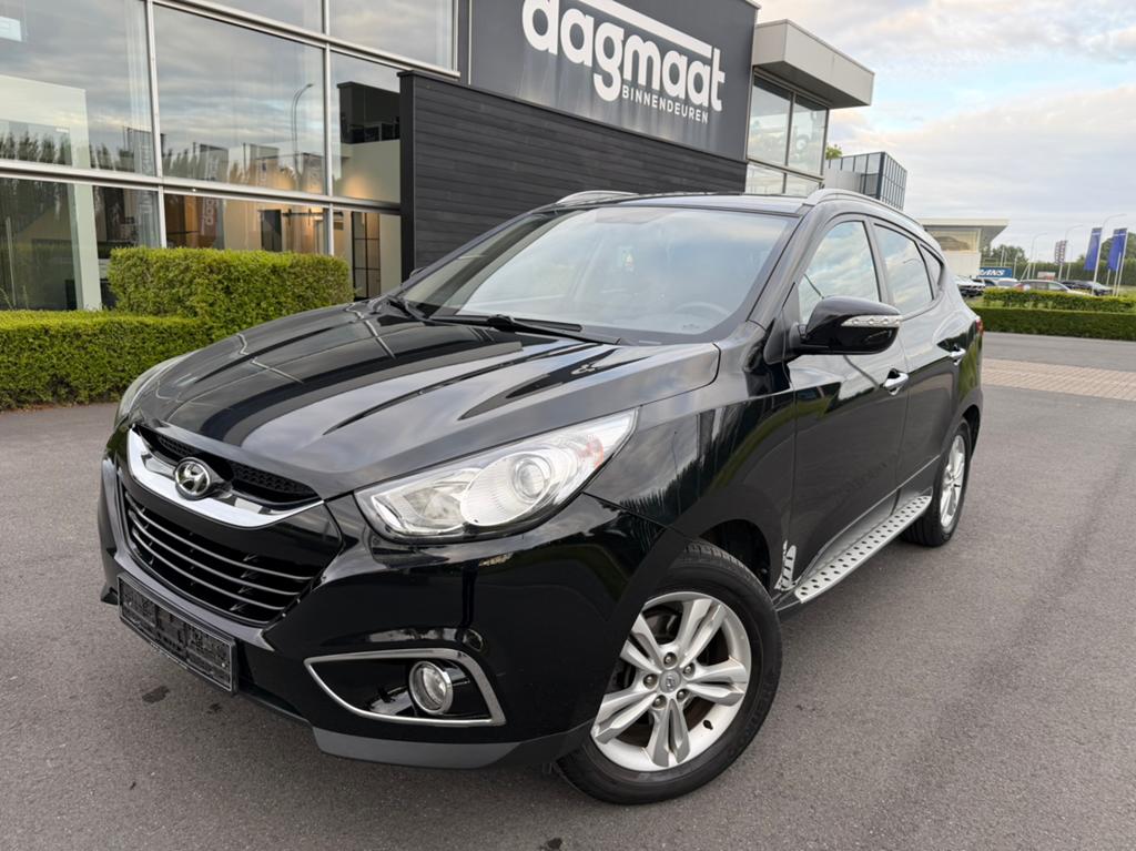 Hyundai ix35, 2.0 diesel 4WD 4X4, 2012 km95.700, kw100 pk136, Auto's, 100 kW, 1995 cc, 4 cilinders, Zwart