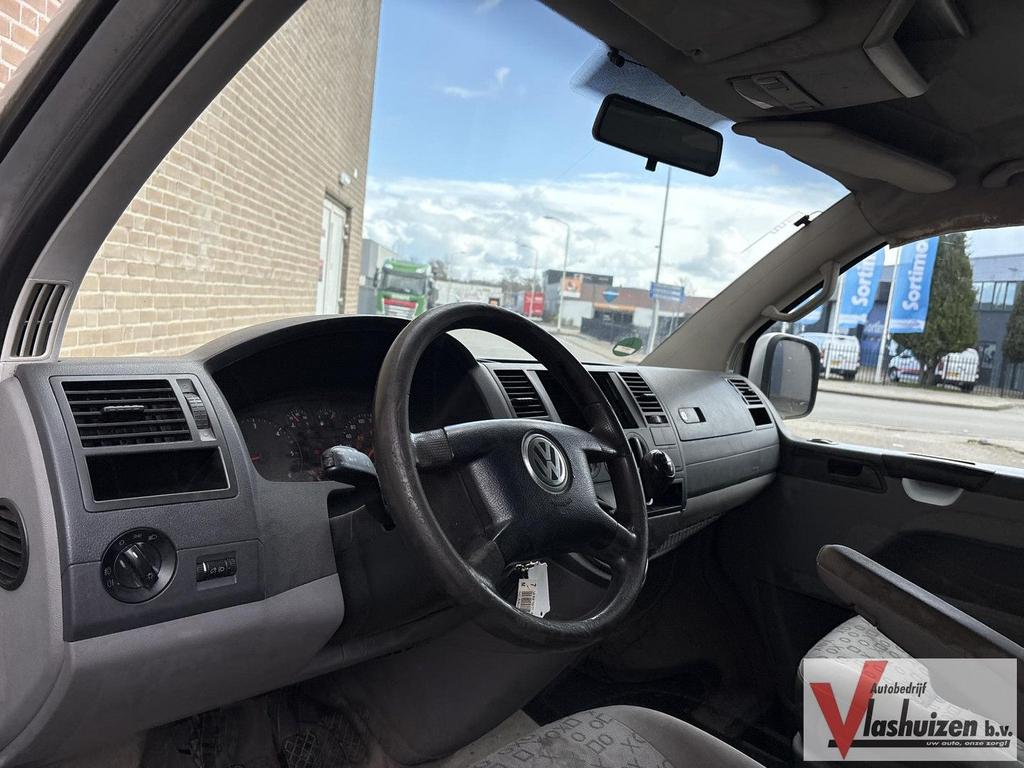 Volkswagen Transporter 2.5 TDI 340 Comfortline Dubbel Cabine, Auto's, Airconditioning, Bedrijf, Zilver of Grijs, Te koop