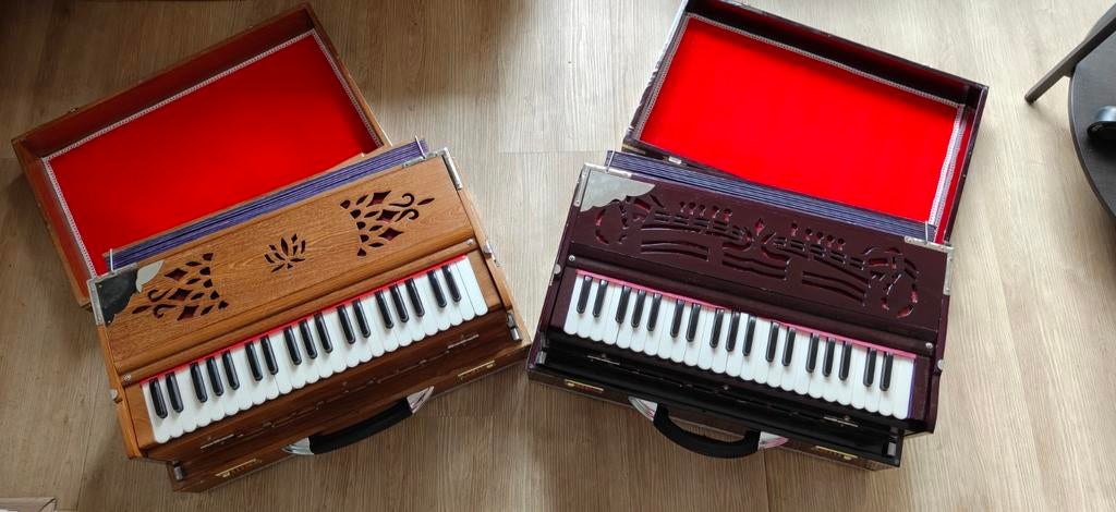 Nouvel harmonium - 2 anches 3,5 octaves (notre fabricant), Musique & Instruments, Enlèvement ou Envoi