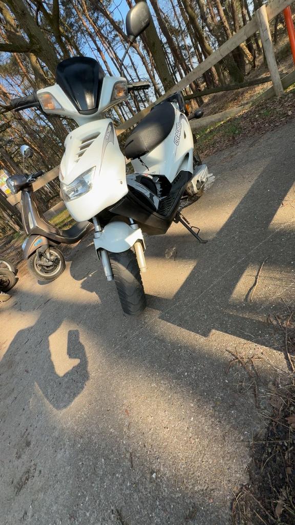 Ksr moto cracker 50, Fietsen en Brommers, Ophalen, Zo goed als nieuw