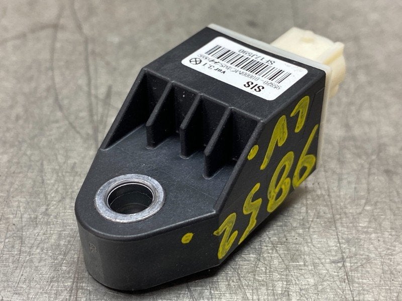 CAPTEUR AIRBAG Hyundai i40 CW (VFC) (|959200U000|), Utilisé, Hyundai