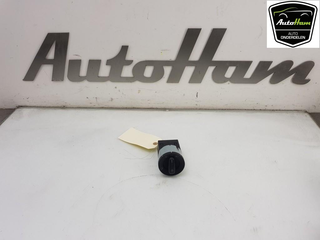 INTERRUPTEUR D'ECLAIRAGE Skoda Citigo (01-2011/08-2019), Utilisé, Skoda